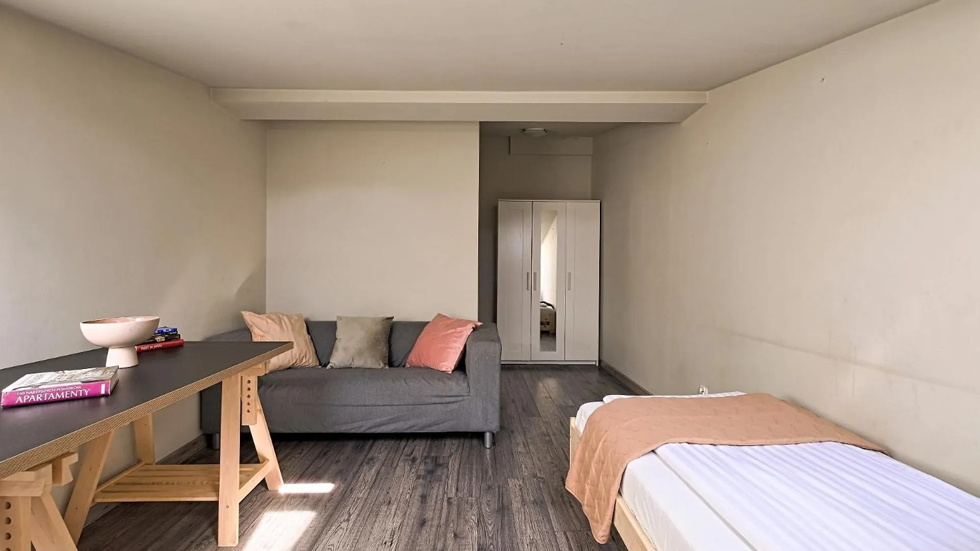 Urban Nest Apartments Radziwillowska 14 Krakow